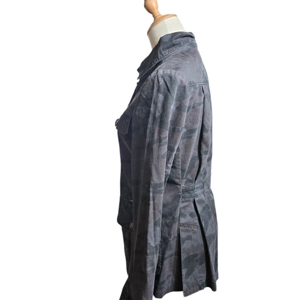 London Jeans Black and Gray Camouflage Women's Shirt Jacket - Picture 4 of 6